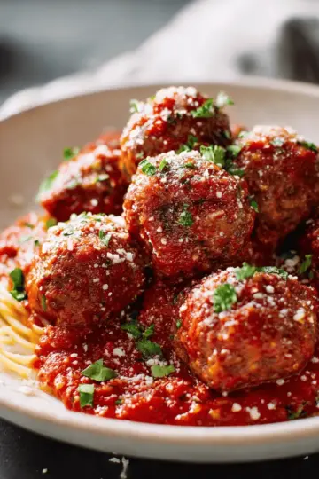 Classic Italian Meatballs (Tender and Juicy!)