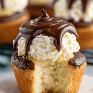 Boston Cream Pie Cupcakes