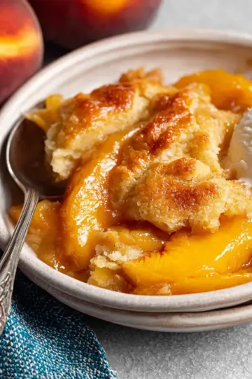 Southern Peach Cobbler Recipe with Canned Peaches